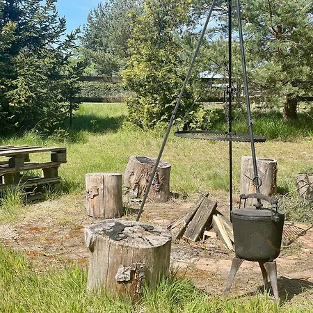 Letniskowy Z Kortem Tenisowym Karwia Ostrowo Ostrowo (Puck)