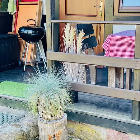 Gerendaház Letniskowy Z Kortem Tenisowym Karwia Ostrowo *