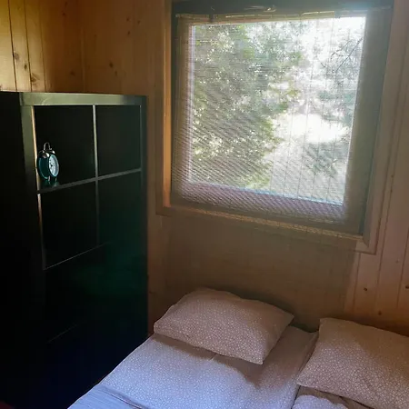 Letniskowy Z Kortem Tenisowym Karwia Ostrowo *