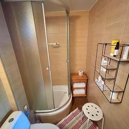 Letniskowy Z Kortem Tenisowym Karwia Ostrowo Lodge