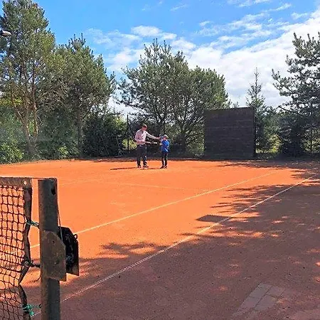 Letniskowy Z Kortem Tenisowym Karwia Lodge Ostrowo (Puck)
