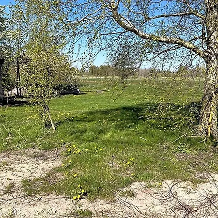 Letniskowy Z Kortem Tenisowym Karwia *