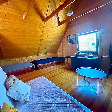 Letniskowy Z Kortem Tenisowym Karwia Lodge *