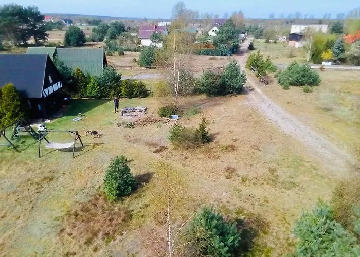 Jaktstuga Letniskowy Z Kortem Tenisowym Karwia *