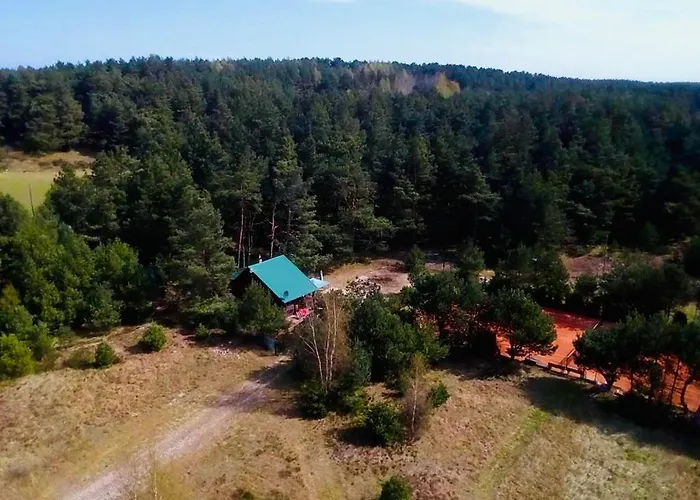 Letniskowy Z Kortem Tenisowym Karwia Jaktstuga