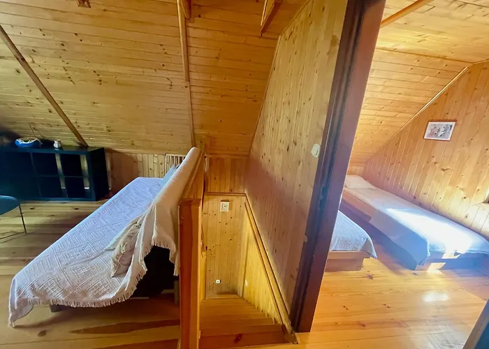 Letniskowy Z Kortem Tenisowym Karwia Ostrowo (Puck)